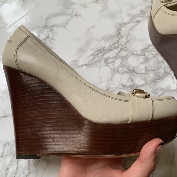 Gucci Horsebit Wooden Wedges - Picture 8 of 11